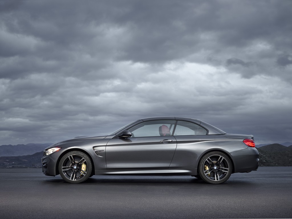 11_BMW_M4_Convertible_NYIAS_2014